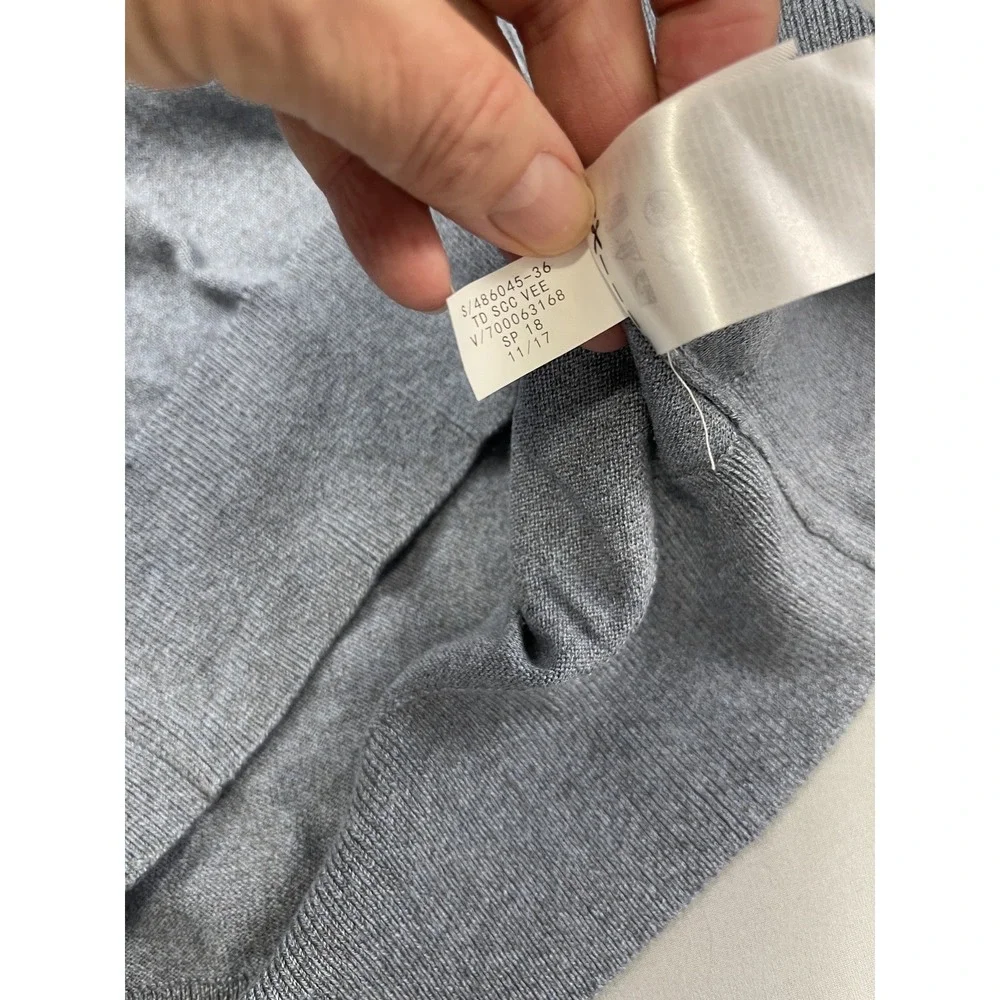 Banana‎ Republic Men's M Luxury Blend Silk Cotton Cashmere V-Neck Sweater blue